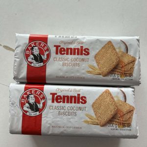 Bakers Tennis Classic Coconut Biscuits